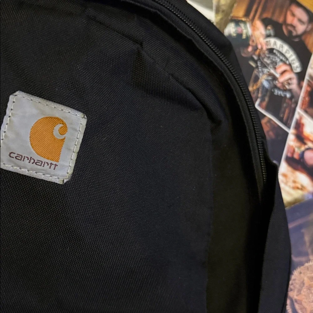 🕶️ 🪵 🕶️ • ⚫️ CARHARTT x Keep it Simple Vibes ⚫️ • 🪵 🕶️☠️